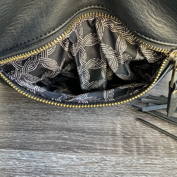 MIZTIQUE Black Vegan Leather Large Tote Handbag Pockets Lined - Picture 14 of 15